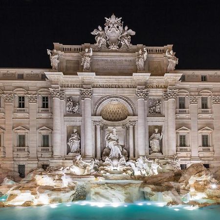 Апартаменты Fontana Di Trevi Diamond Boutique Рим Экстерьер фото